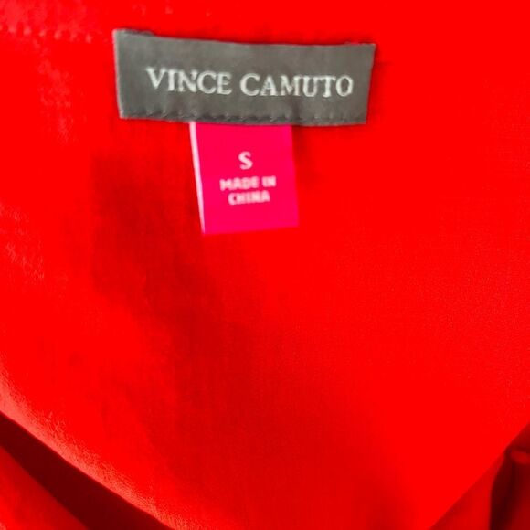 VINCE CAMUTO Ruffle Sleeve Split Neck Blouse Cherry Red size Small. - Picture 13 of 13